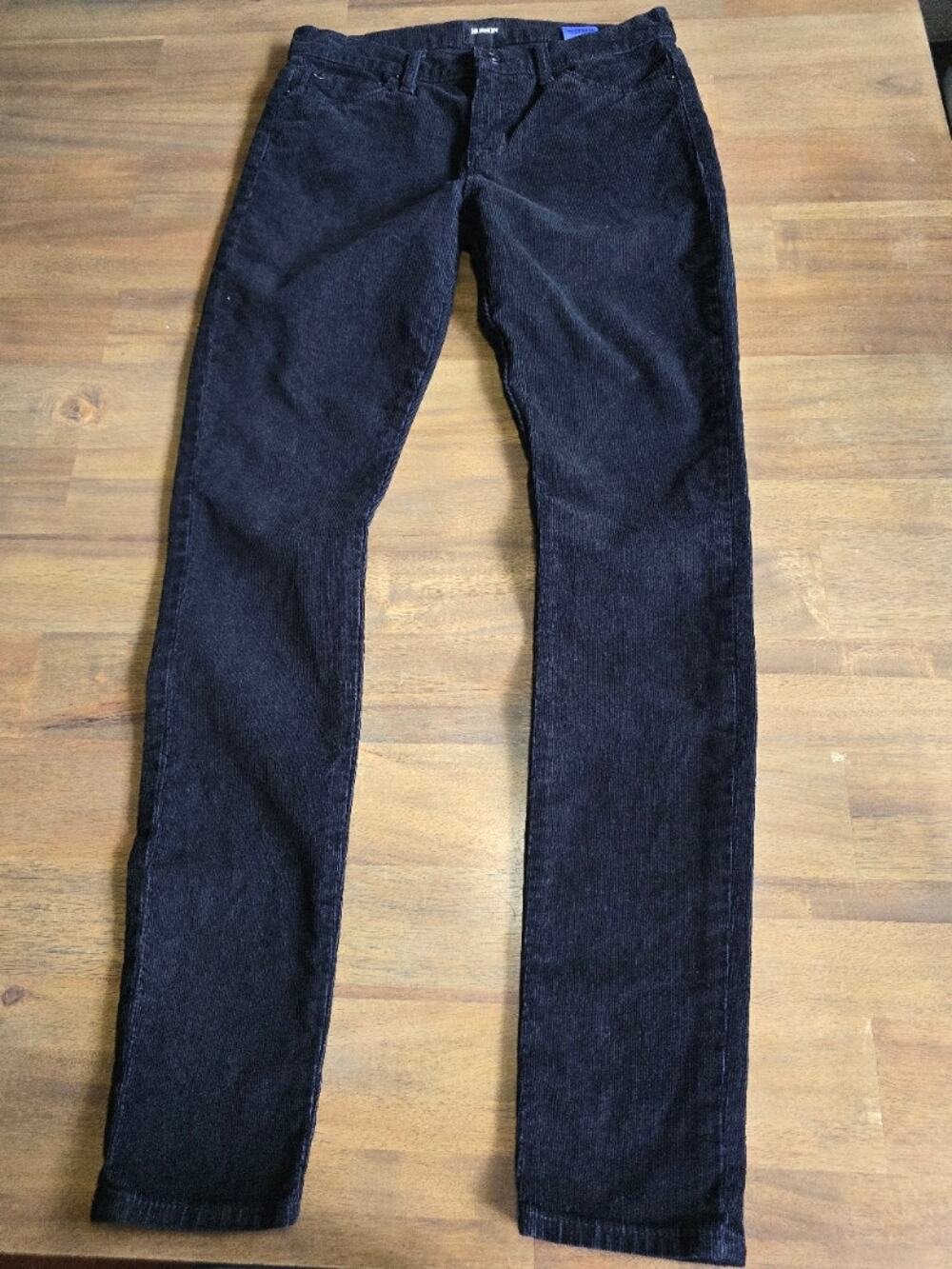 Hudson Women's Size 25 Nico Mid-Rise Super Skinny Corduroy Pants  Black
